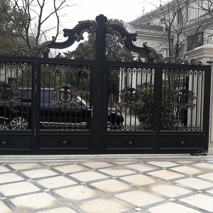 铝艺系列：铝艺围墙大门